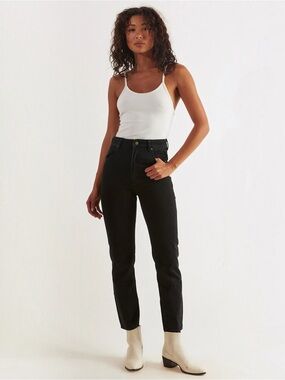 ROLLA’S • Dusters High Rise Slim Jean in Comfort Jet Black